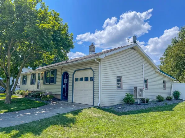 208 Willow St, Athens, PA 18810