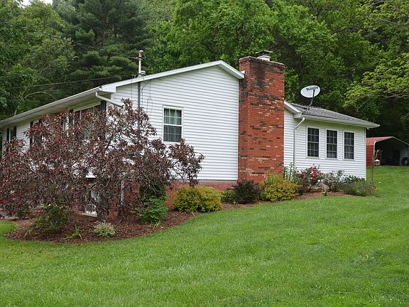 2nd image of 1370 County House Ln