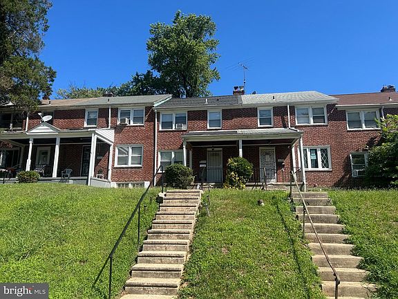 2nd image of 1624 Pentwood Rd