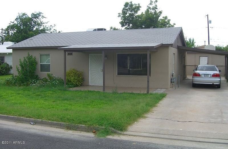 1st image of 318 N Henkel