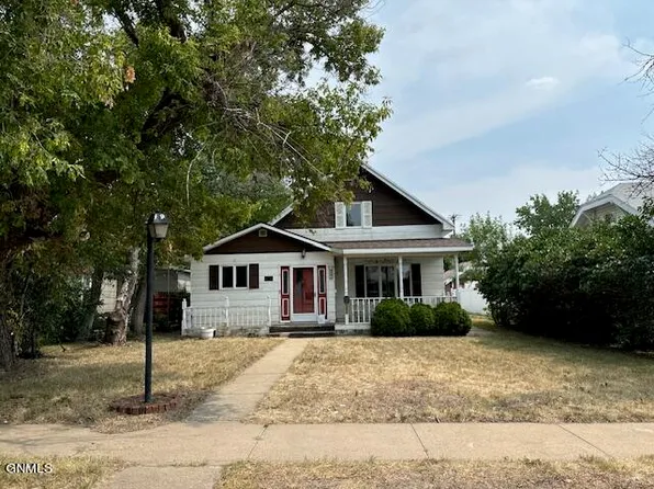 342 N Main St, Plentywood, MT 59254