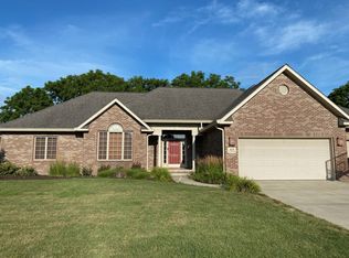 313 S Buckingham Rd, Yorktown, IN 47396