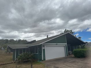 520 Olinda Rd, Makawao, HI 96768