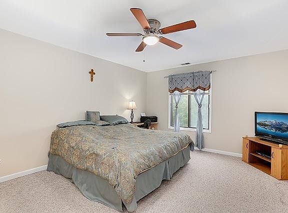 5th image of 1216 Knottingham Ct #1AL