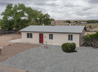 5729 Cletsoway Dr SW, Albuquerque, NM 87105