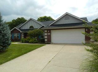 7925 Kings Ridge Cir, Fairborn, OH 45324