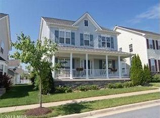 73 Holly Springs Dr, Charles Town, WV 25414