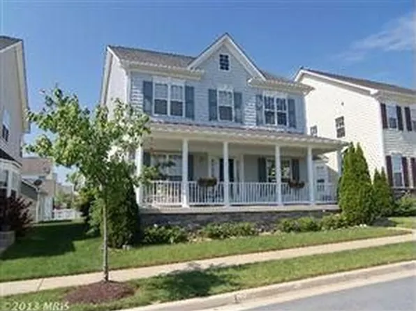 73 Holly Springs Dr, Charles Town, WV 25414