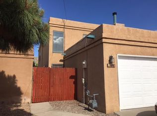 216 Panorama Pl NE, Albuquerque, NM 87123
