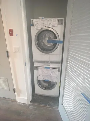 Rented by Bloom Real Estate Group | media 26