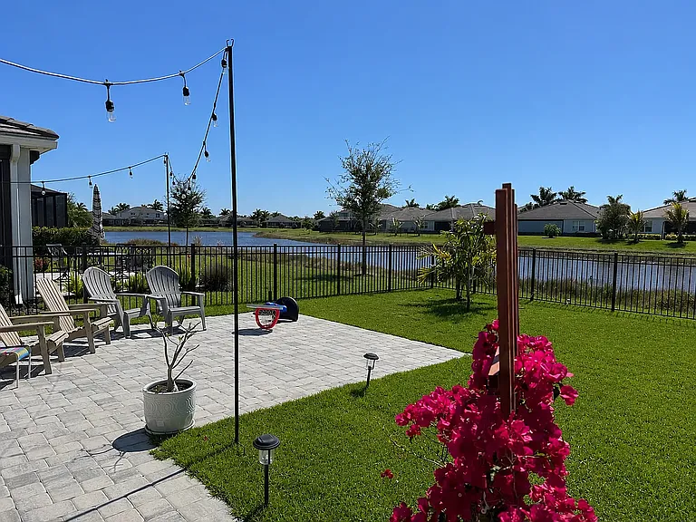 2556 Kona Way — Photo 14