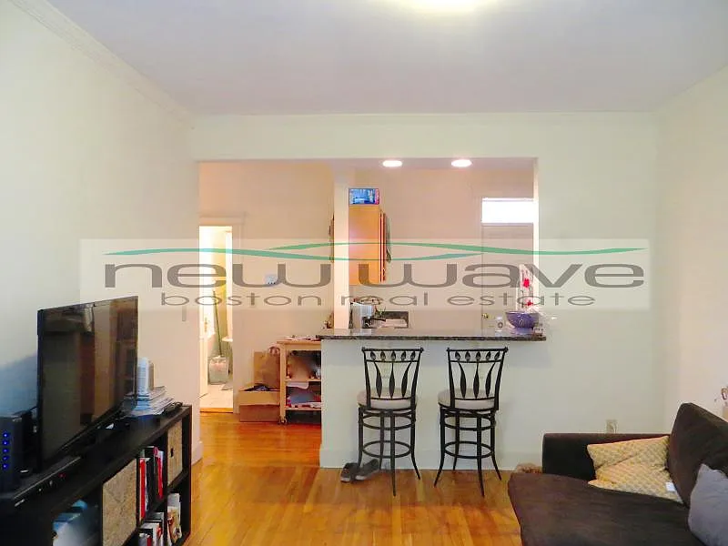 1 bed, 550 sqft, $2,800 — Photo 4