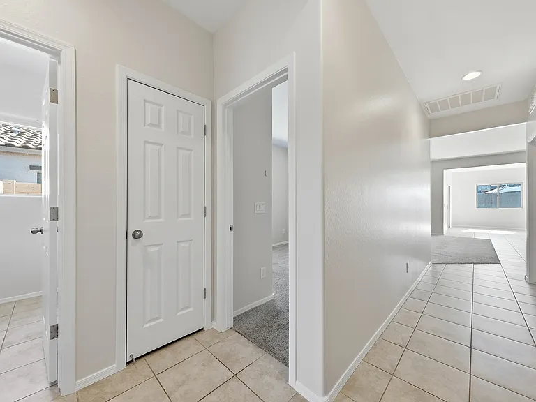43721 W Acacia Ave — Photo 22