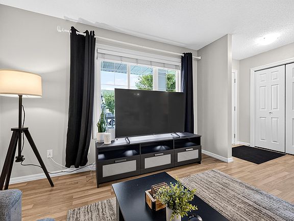 5th image of 44 Allard Way