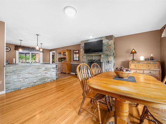 3rd image of 3453 Trexler Blvd