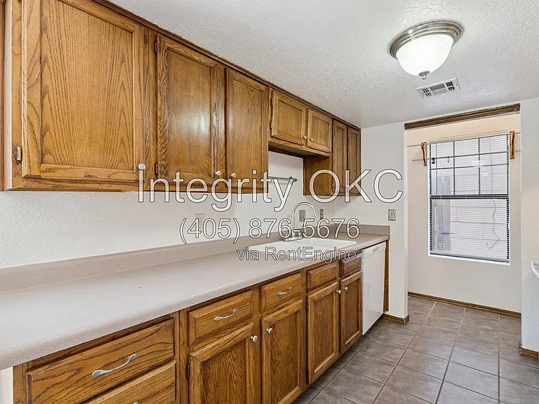 413 Manner Park Ave — Photo 25