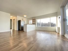 George Apartments - 625 3rd Street Southwest - 5