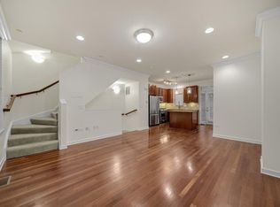 1234 W Monroe St #TOWNHOUSE, Chicago, IL 60607