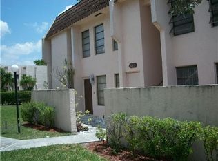 3177 Coral Hills Dr #E1, Pompano Beach, FL 33065