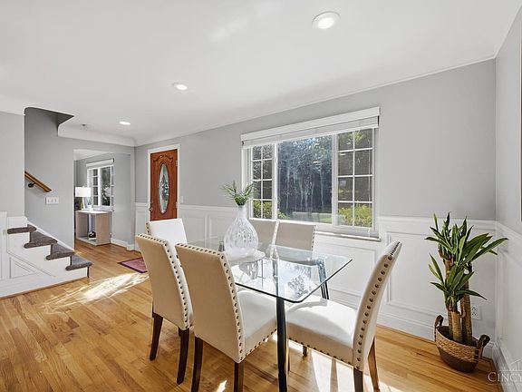 3rd image of 7300 Nodding Way