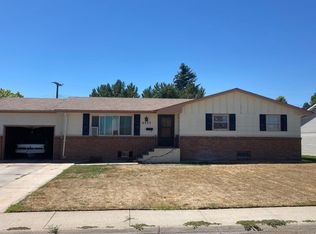 2535 Pacific Blvd, Gering, NE 69341