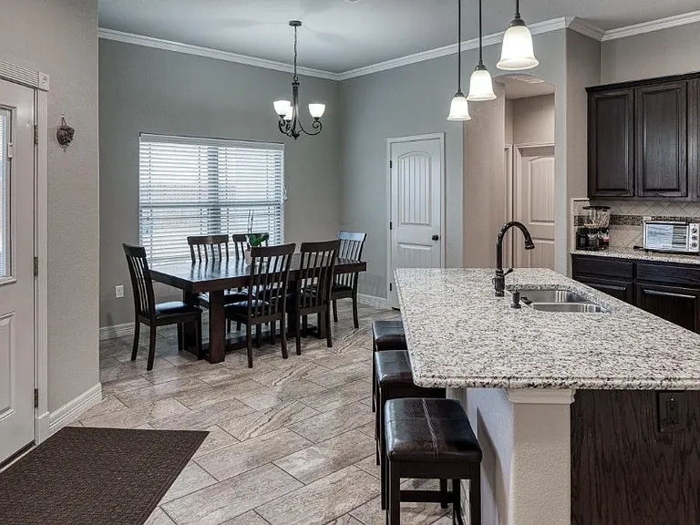 507 Canyon Creek Dr — Photo 8