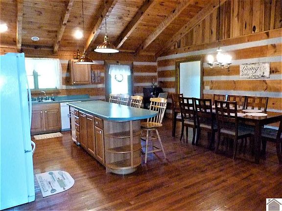 4th image of 204 Crystal Creek Cir