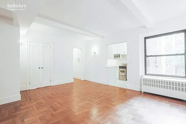 Sold by Sotheby's International Realty | media 4