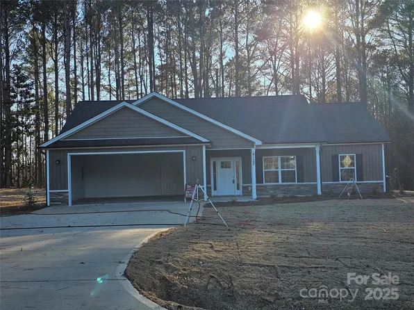 4122 Red Doc Rd, Lancaster, SC 29720