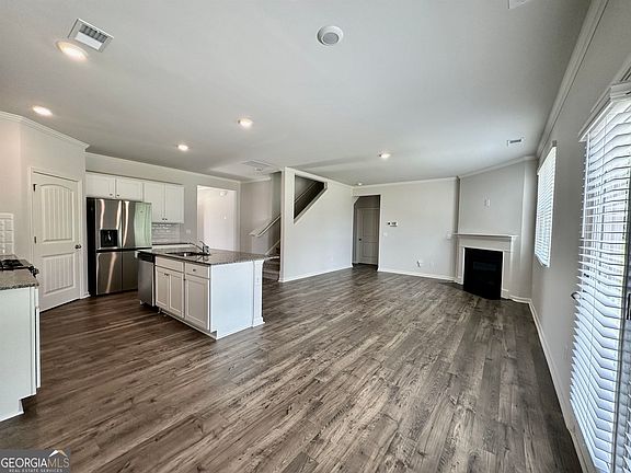5th image of 4817 Layton Dr