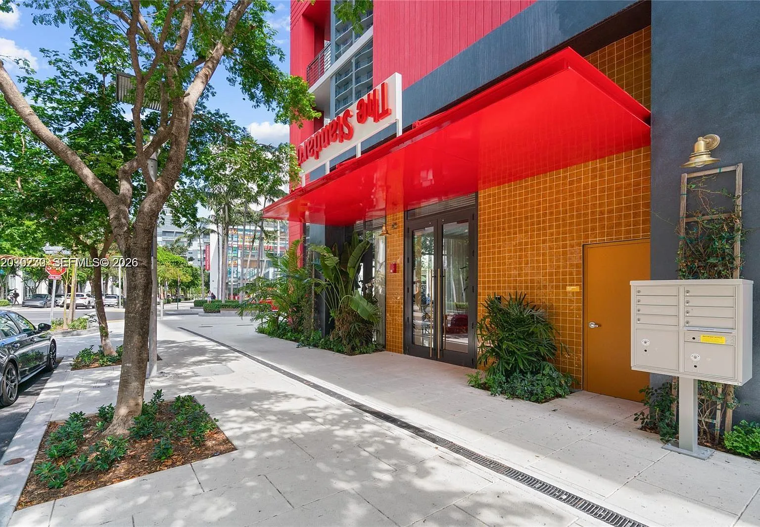 1 bed, 1.0 bath, 598 sqft, $3,800 — Photo 1
