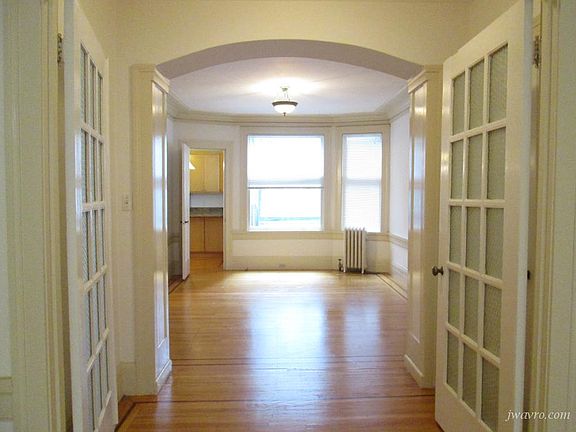 4th image of 1329 Taylor St APT 5