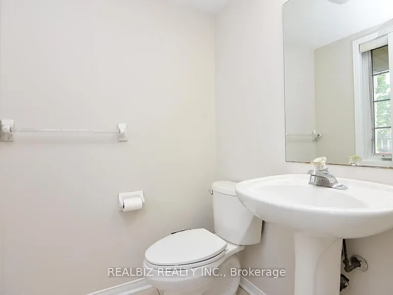 627 Caboto Trl — Photo 29