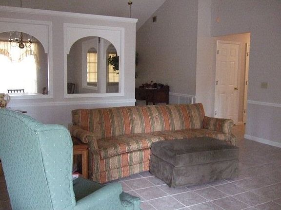 Living room 2