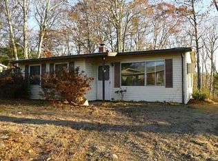 3 Pitcairn Ave, Leicester, MA 01524