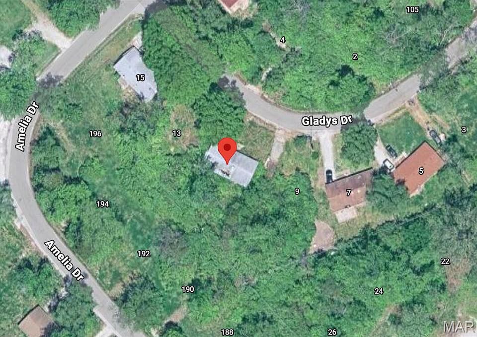 2nd image of 11 Gladys Dr