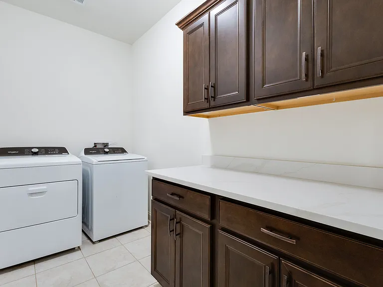 113 Ridley Ln — Photo 28
