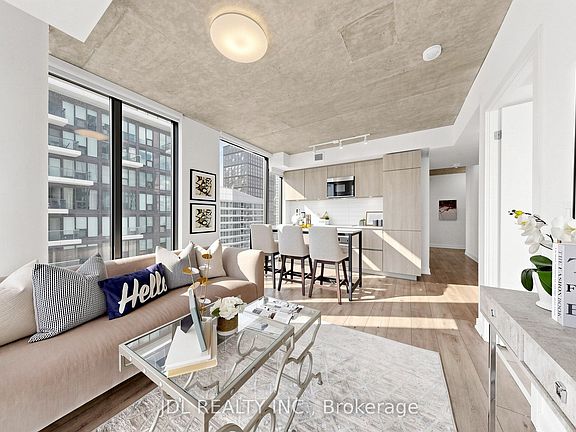 2nd image of 47 Mutual St #2502