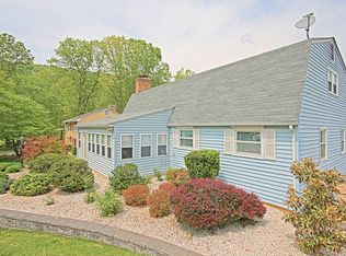 97 Ferrol Ave, Clifton Forge, VA 24422