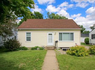 425 S Litchfield Ave, Litchfield, MN 55355