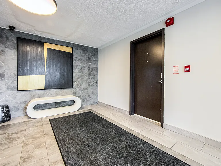 10 Wilmington Ave — Photo 8