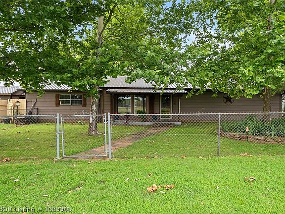 2nd image of 488 Dizzy Dean Rd
