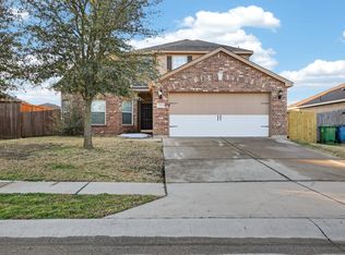 136 Eider Dr, Sanger, TX 76266