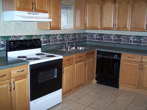 4th image of 4586 Dehner St