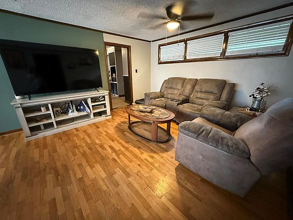 3rd image of 317 W 2nd St