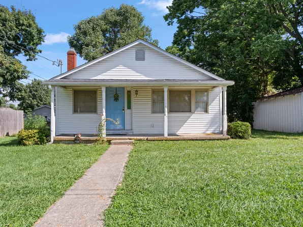 61 Center St, Greencastle, IN 46135