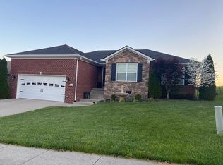 6020 Winning Colors Ct, Richmond, KY 40475