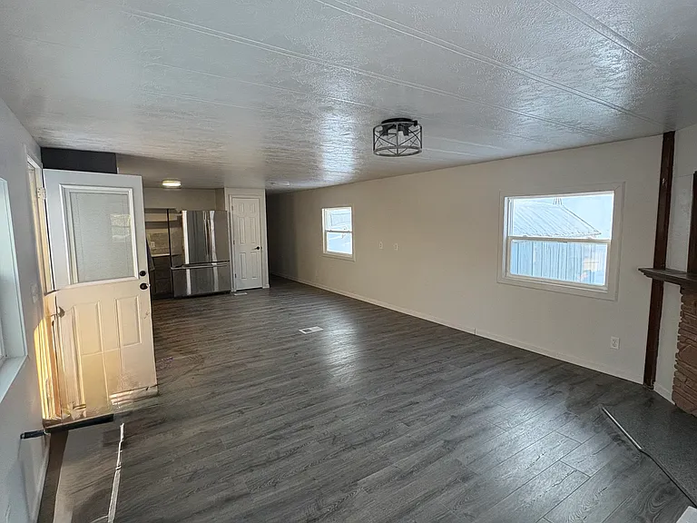 2713 Jefferson Ct — Photo 24