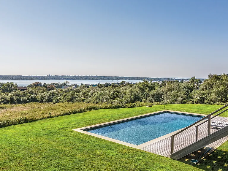 52 Startop Dr — Photo 15