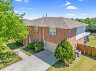 202 Jacob Dr, Glenn Heights, TX 75154